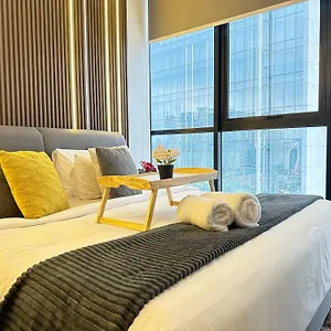  Appartamento Scarletz Klcc Twin Tower By Purple Orchid
